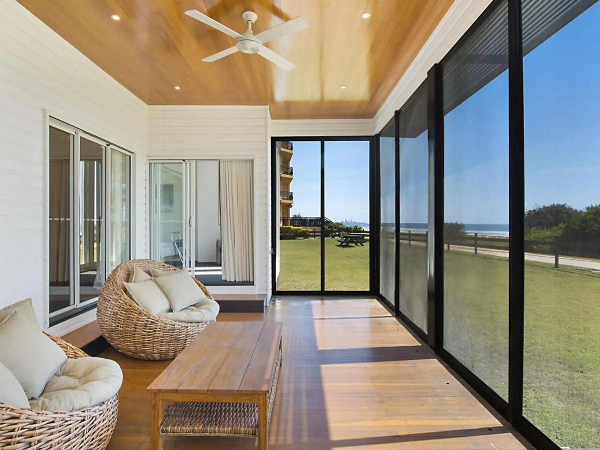 Beachfront Abode 黄金海岸